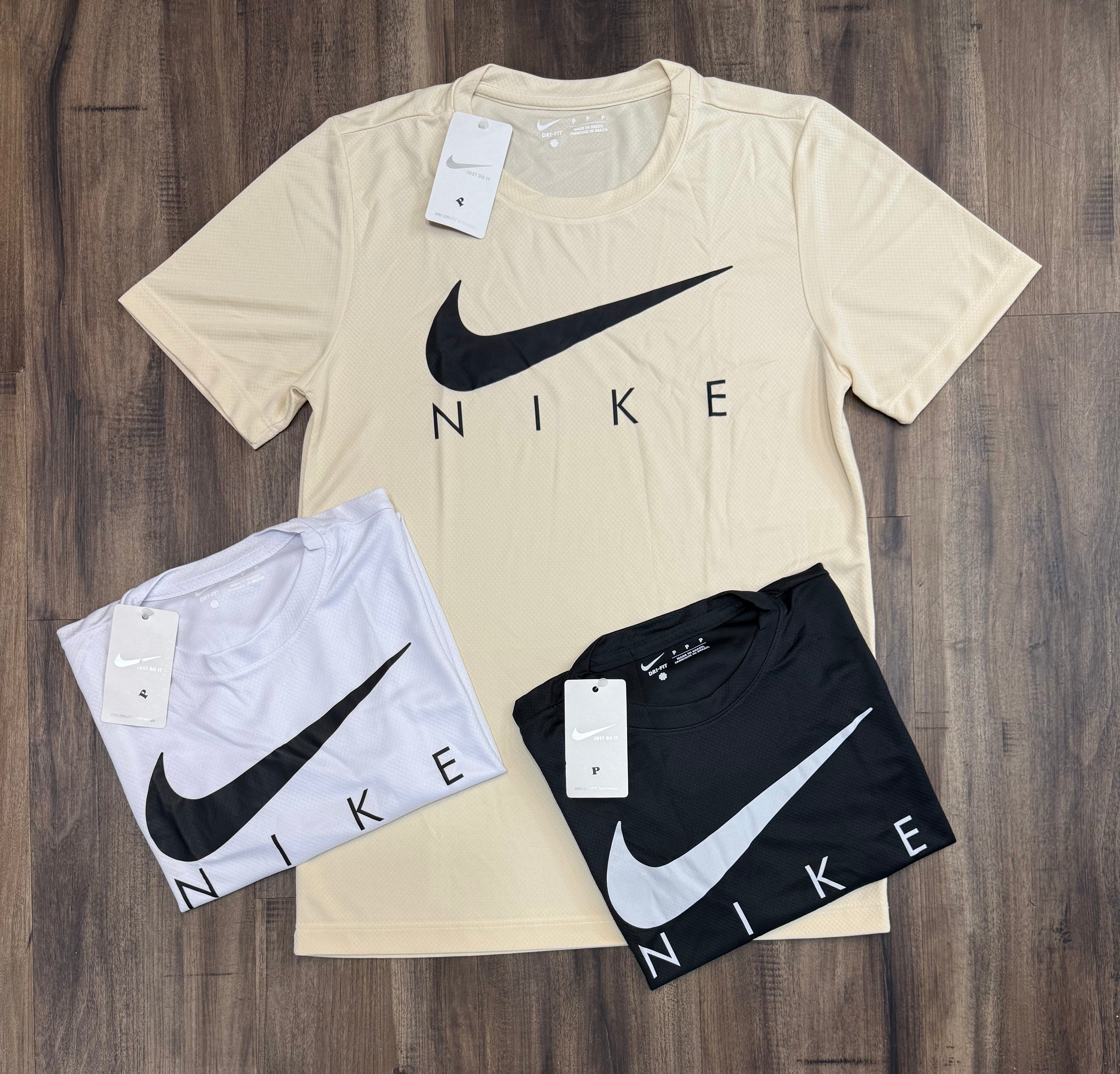 Kit com 3 camisetas dri-fit Nike
