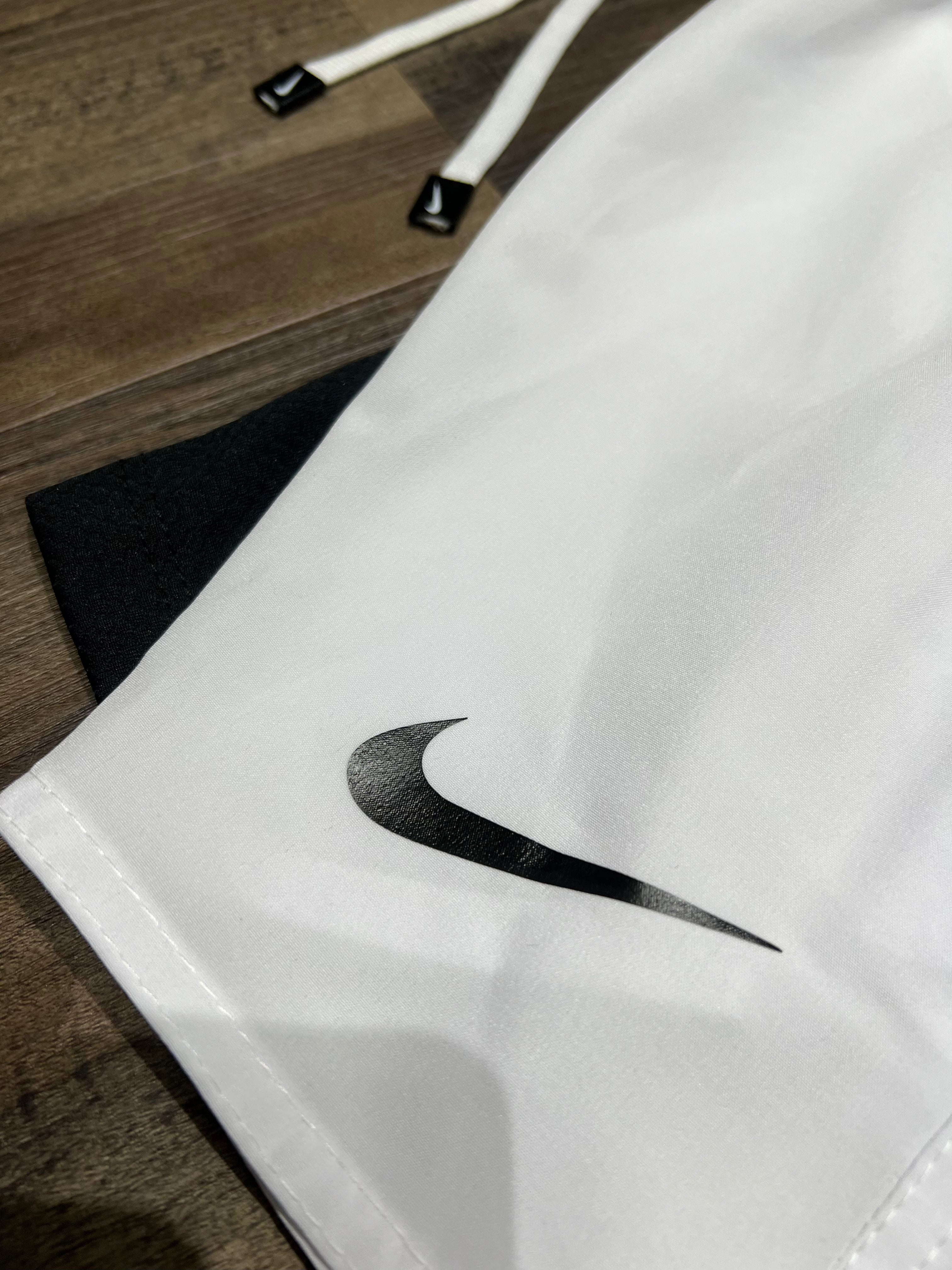 Kit Esportivo Masculino Nike – Camiseta, Shorts e Meia Dry Fit Treino Academia