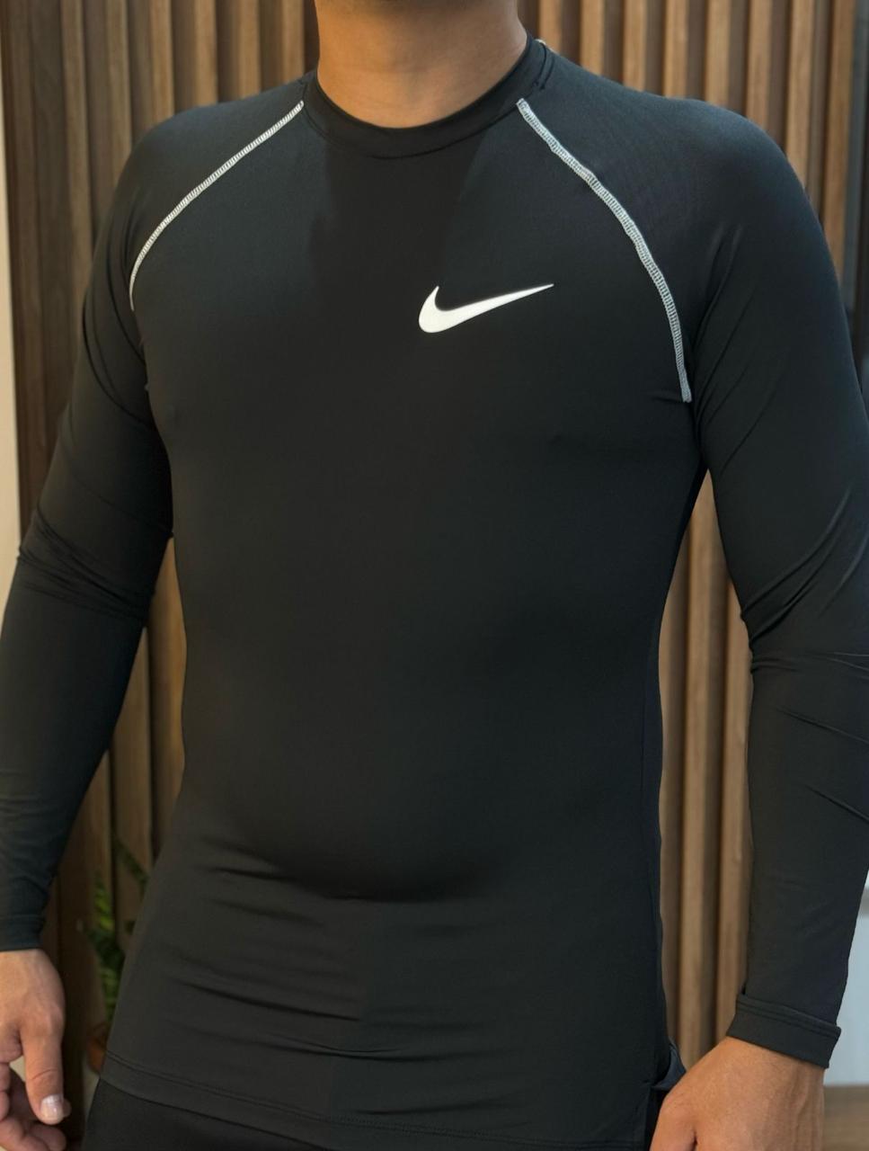 Manga longa compressão Nike premium
