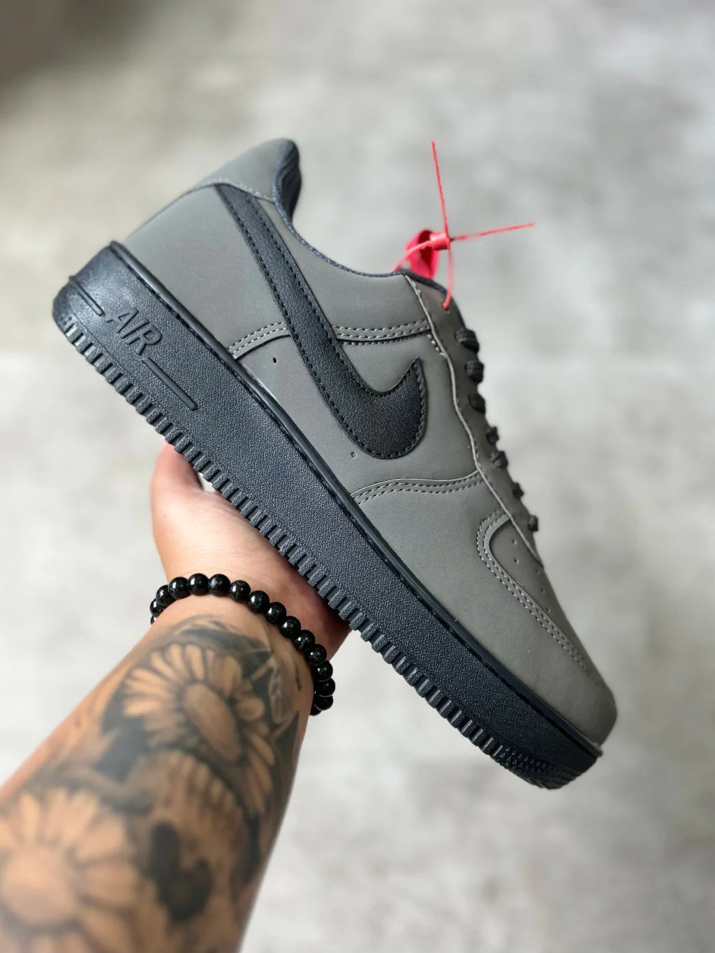 Nike Air Force 1 - Grafite/Preto