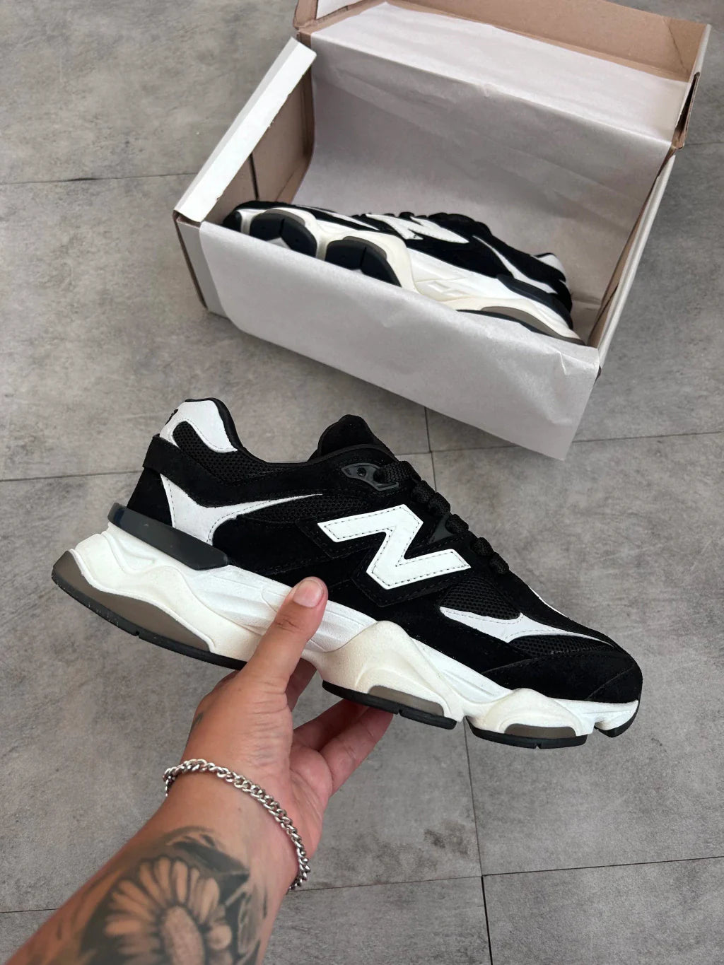 New Balance 9060 - Preto