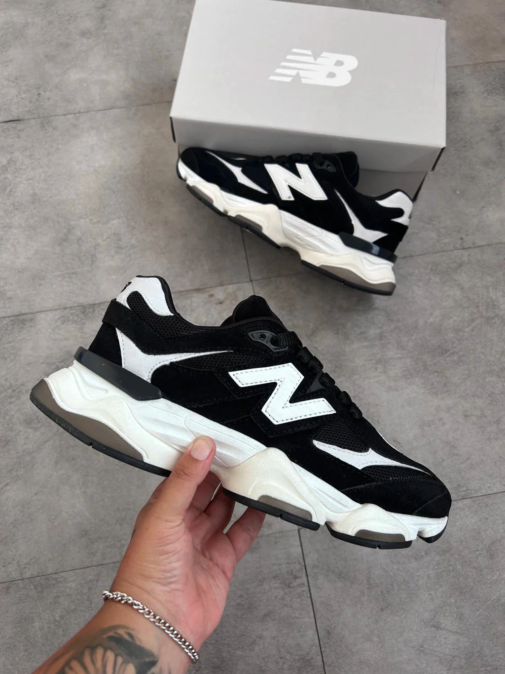 New Balance 9060 - Preto