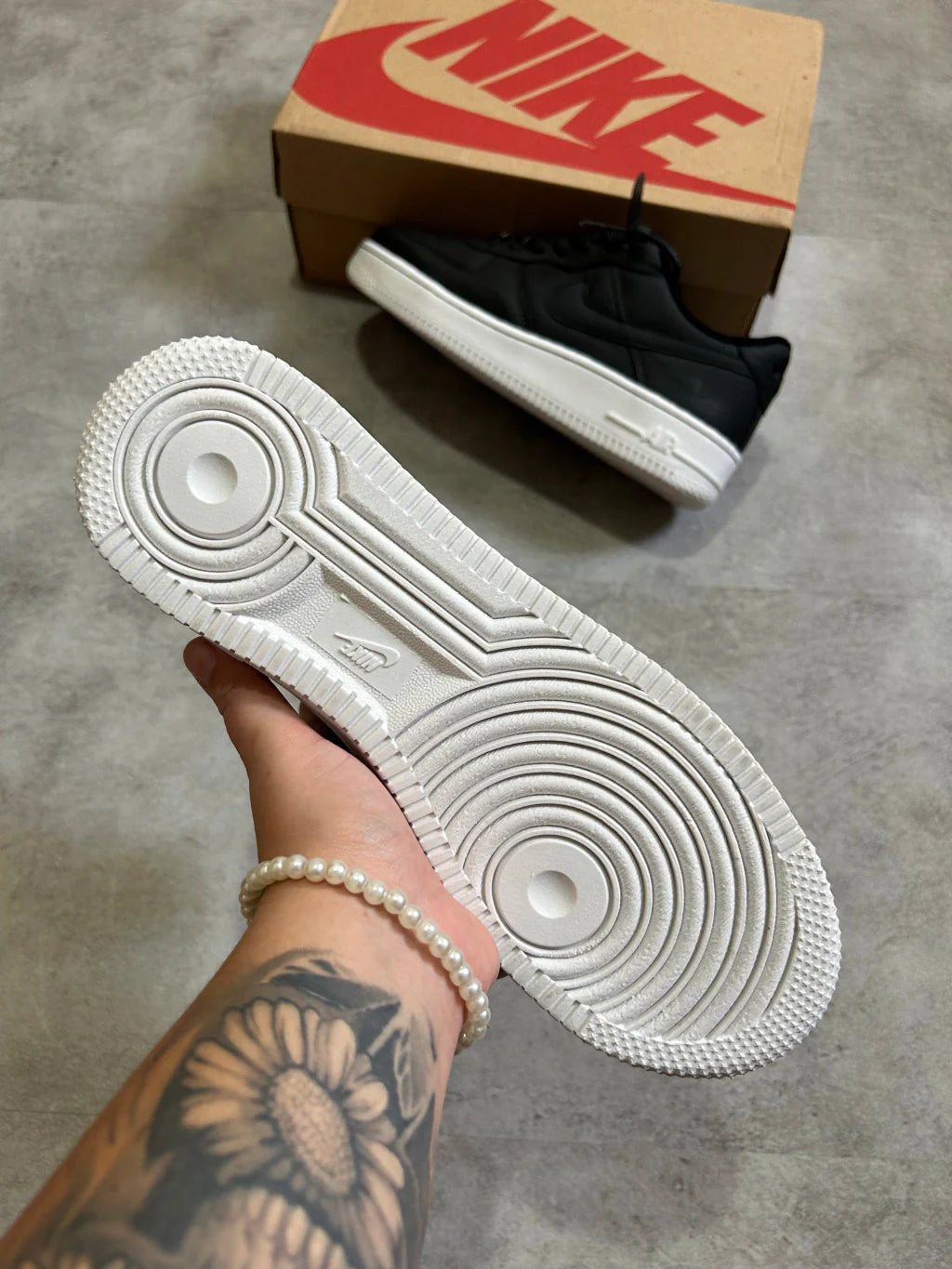 Nike Air Force 1 - Craft Black