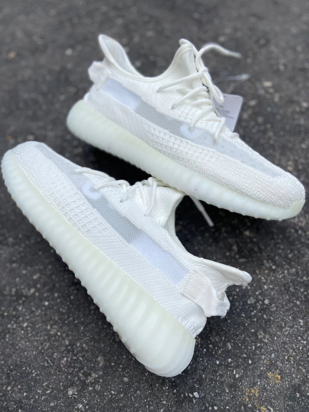 Adidas Yeezy Boost 350 V2 - Bone - Importado