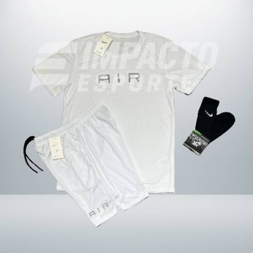 Kit Esportivo Masculino Nike – Camiseta, Shorts e Meia Dry Fit Treino Academia
