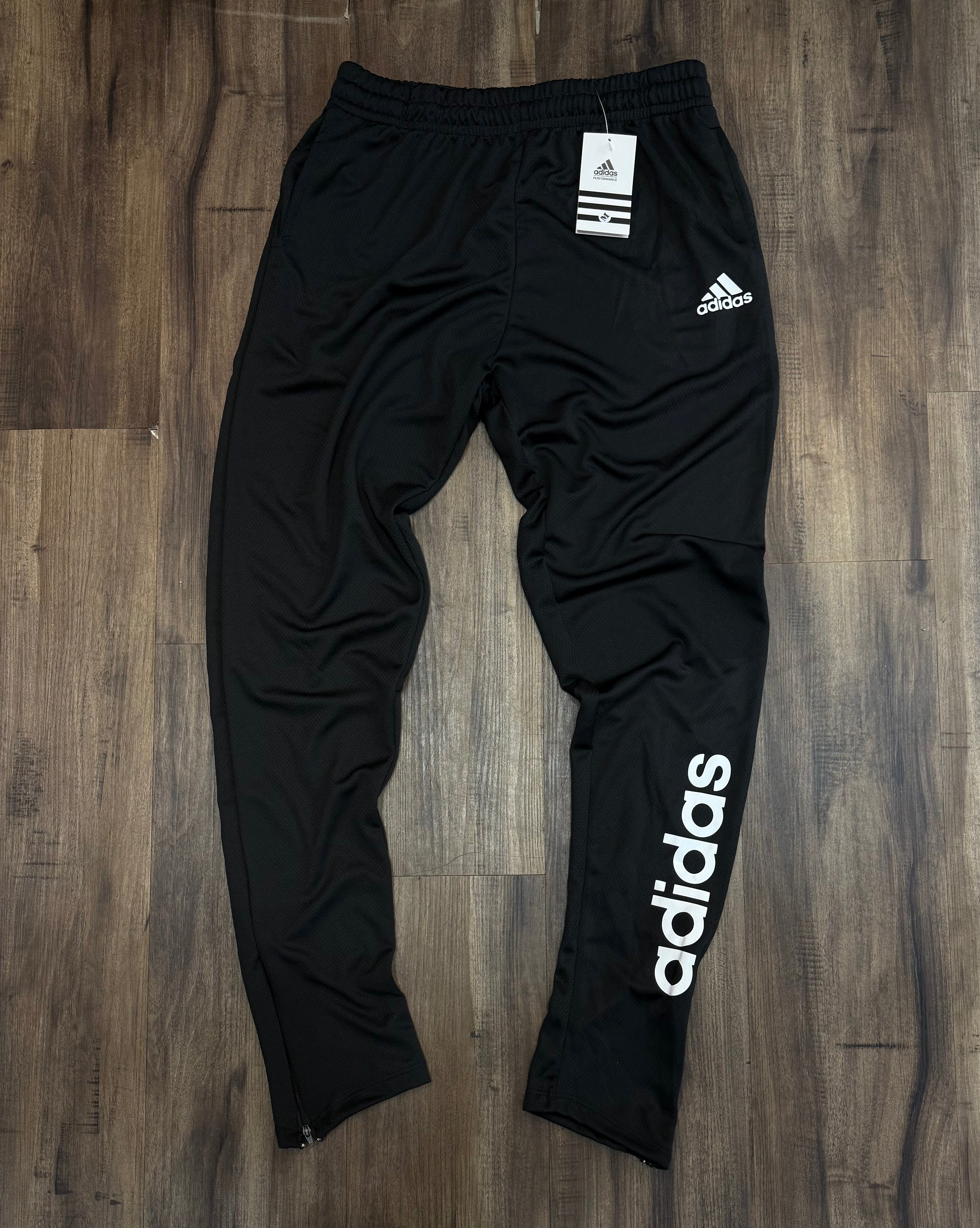 2 Calça slim - Adidas