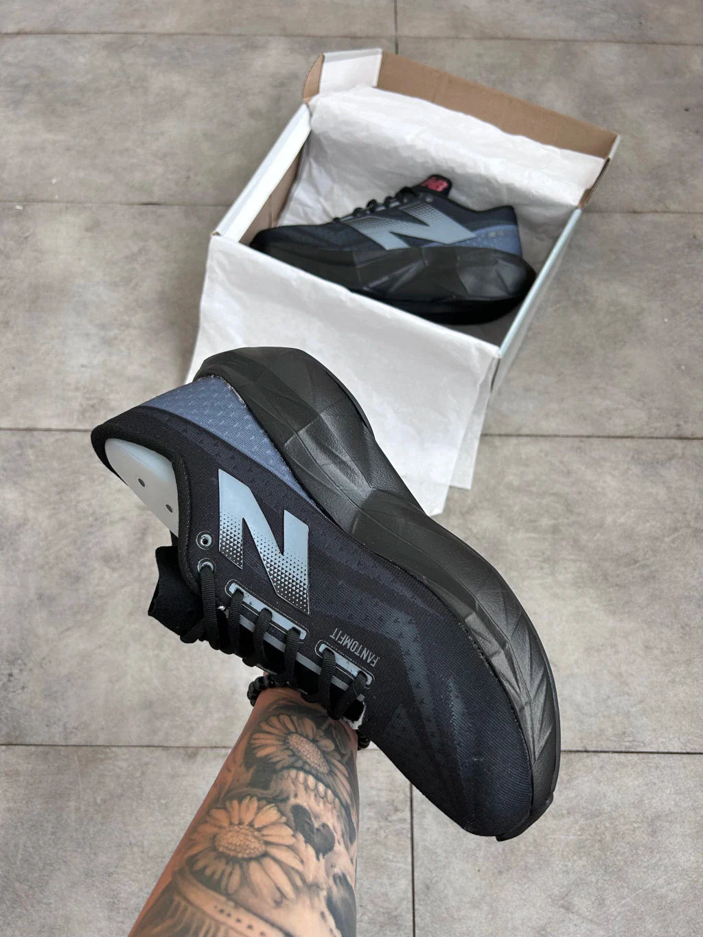 New Balance Fuelcell Rebel V4 - All Black