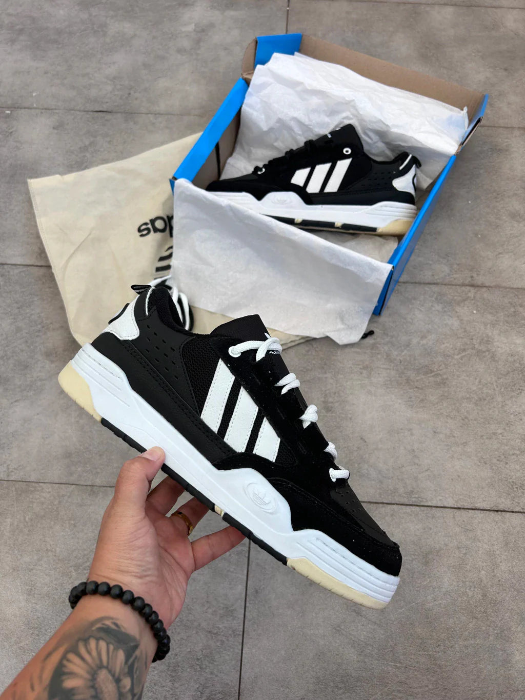 Adidas ADI2000 - Black