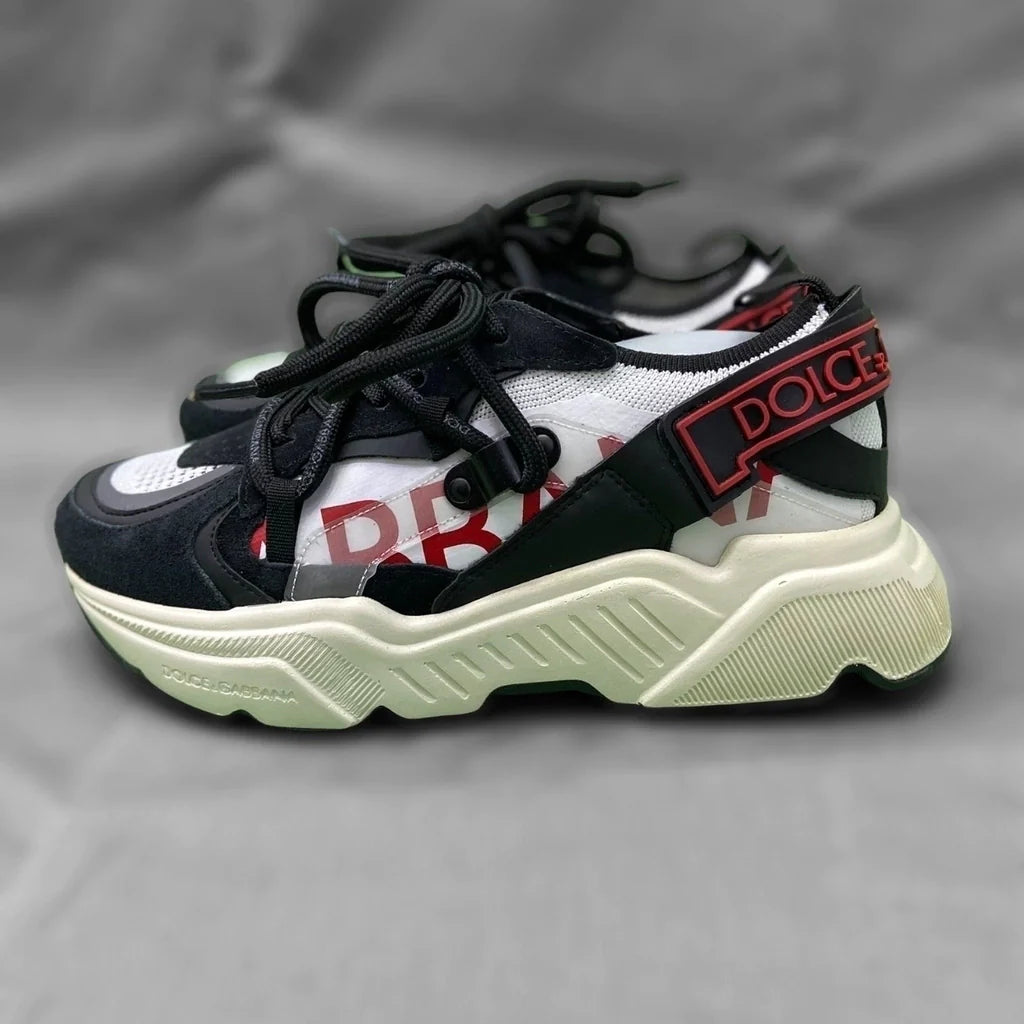 Dolce & Gabbana Daysmaster Milano - Branco, Preto e Vermelho